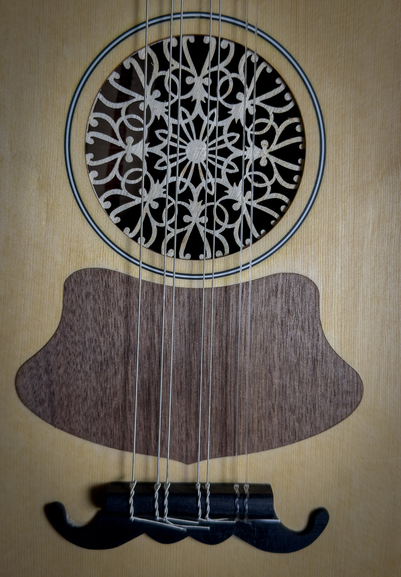 Handcrafted Traditional Lavta (Istanbul Lute / Politiki Lavta) - Image 3