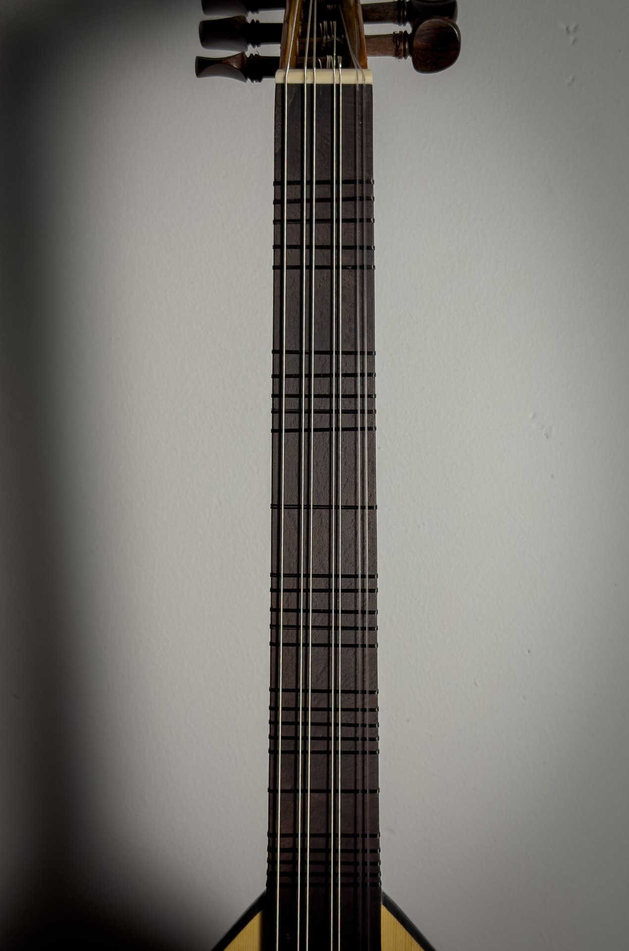 Handcrafted Traditional Lavta (Istanbul Lute / Politiki Lavta) - Image 4